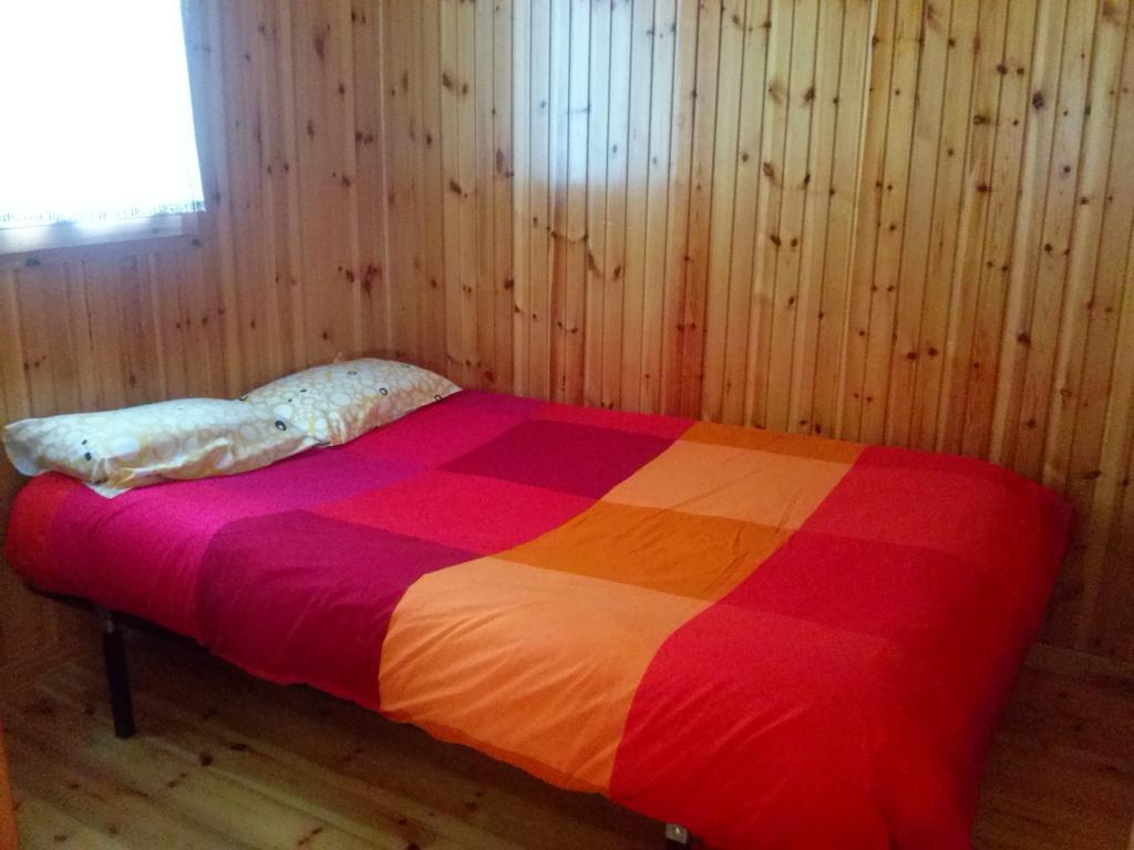 Camping Cobijo Vinuesa Habitación foto