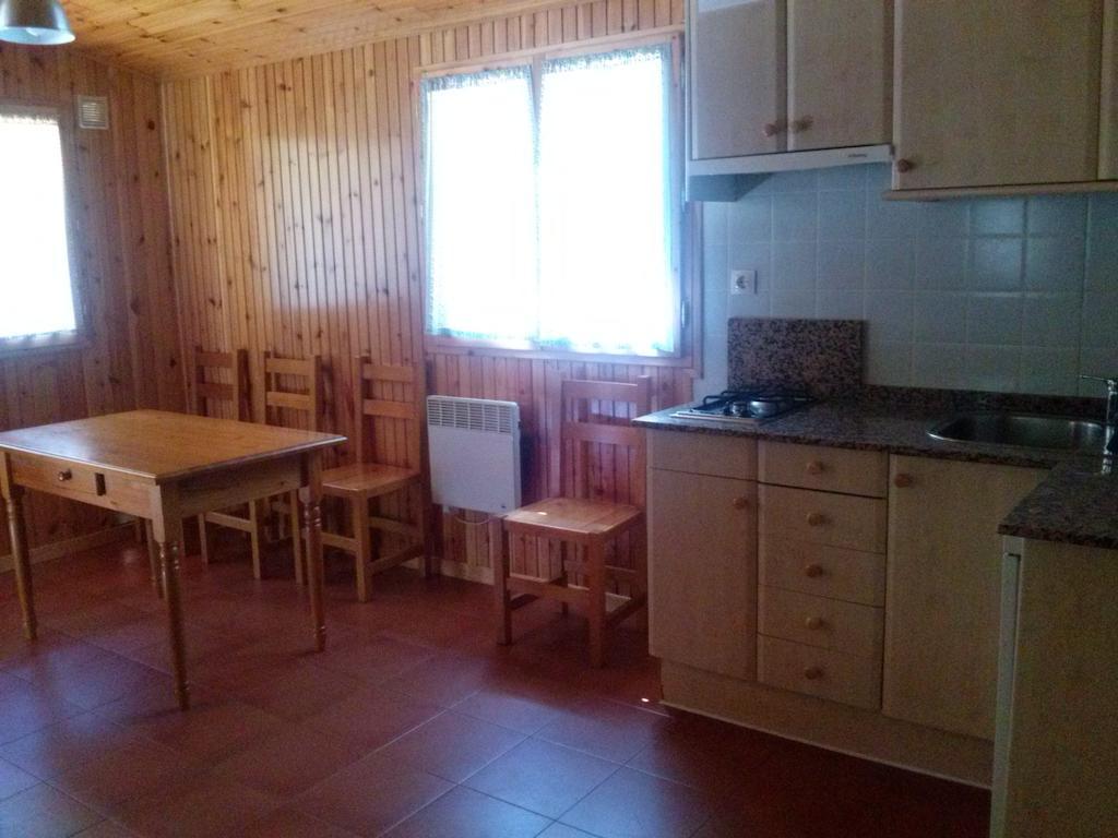 Camping Cobijo Vinuesa Habitación foto