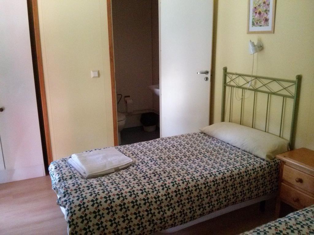 Camping Cobijo Vinuesa Habitación foto